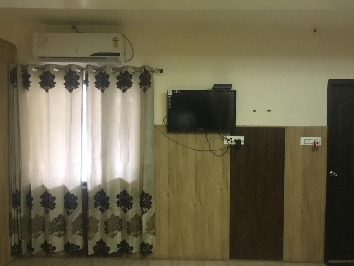 Oyo 12976 Hotel New Fiza Jammu Exteriör bild