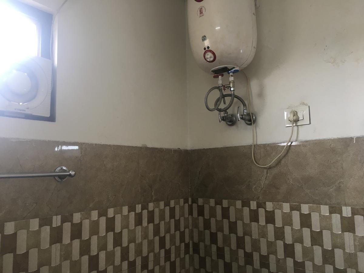 Oyo 12976 Hotel New Fiza Jammu Exteriör bild