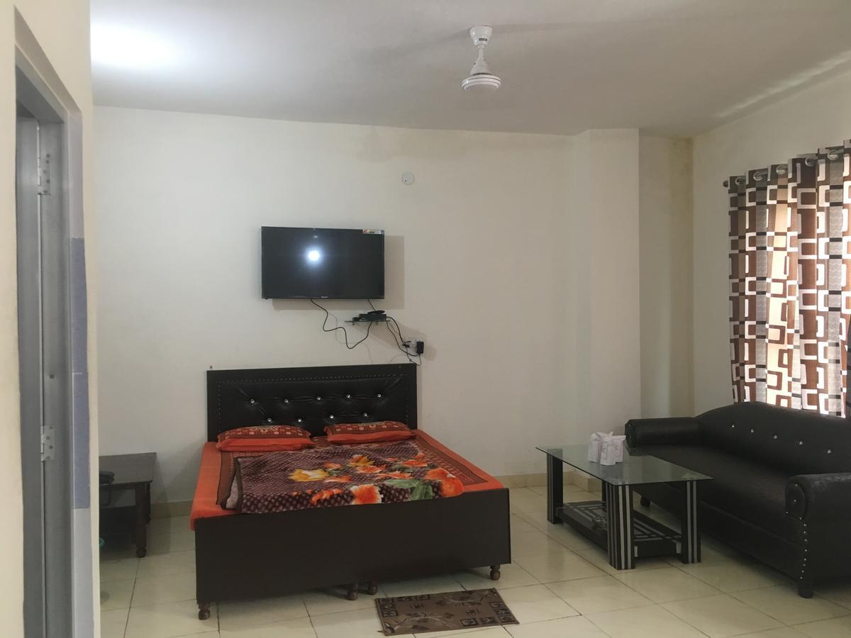 Oyo 12976 Hotel New Fiza Jammu Exteriör bild