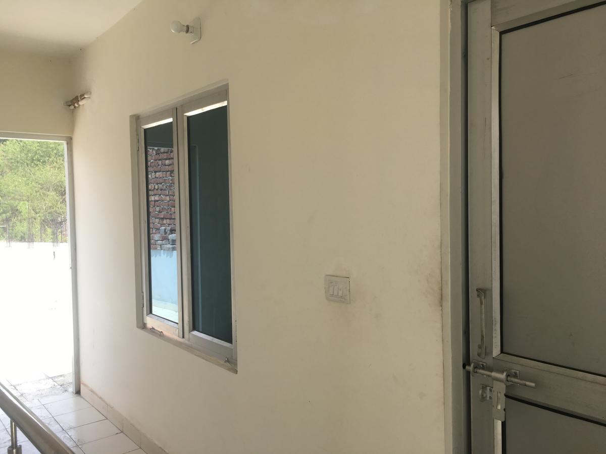 Oyo 12976 Hotel New Fiza Jammu Exteriör bild