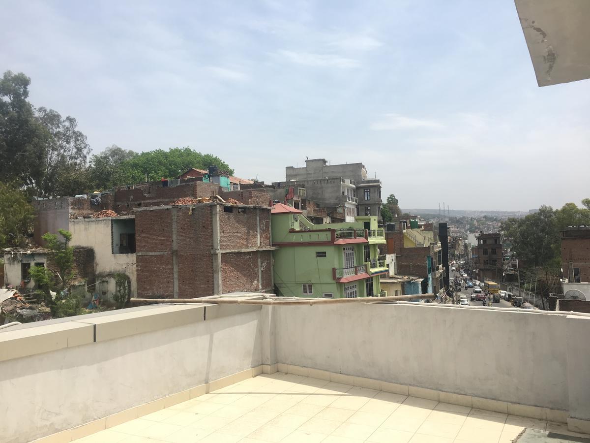 Oyo 12976 Hotel New Fiza Jammu Exteriör bild