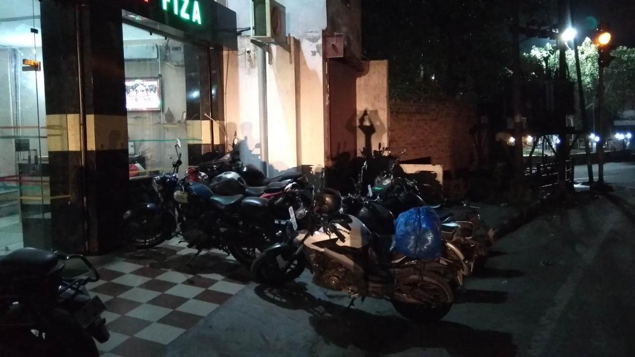 Oyo 12976 Hotel New Fiza Jammu Exteriör bild